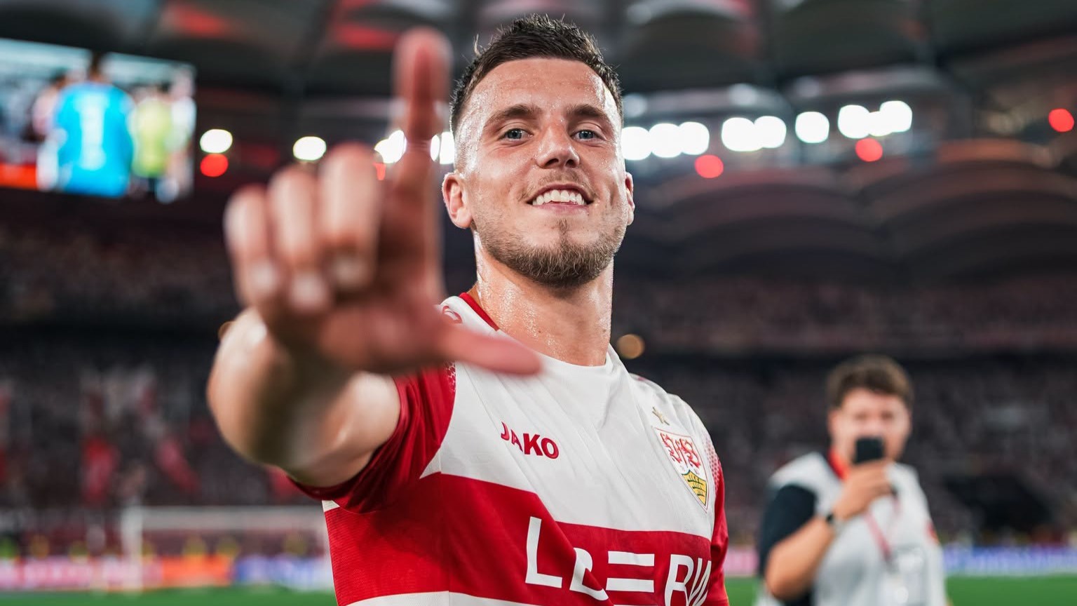 Demirović nezaustavljiv: Hat-trick za 12 minuta u Ligi prvaka!